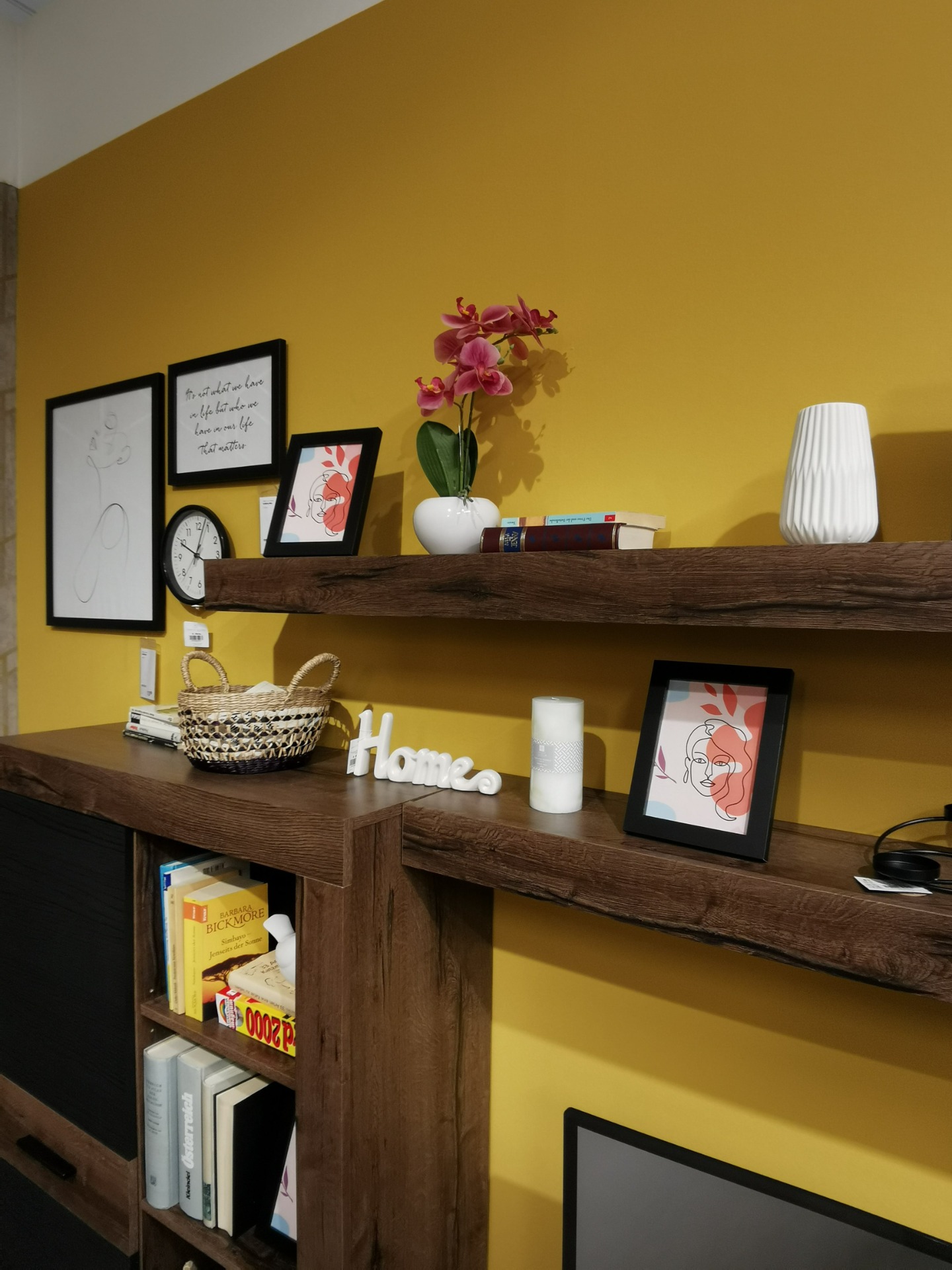 10 homes painted in Farrow & Ball Sudbury Yellow No.51